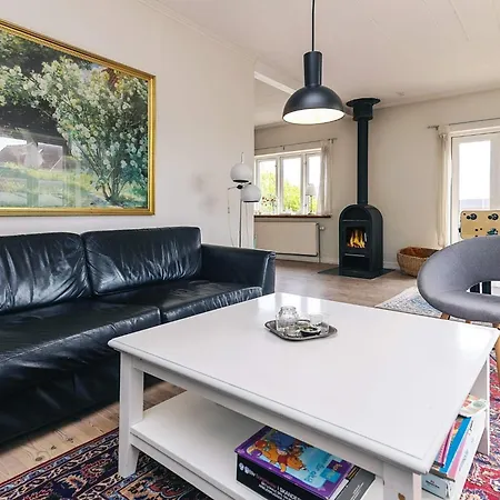 8 Person In Skagen-by Traum * Skagen